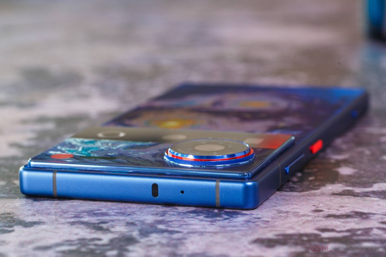 گوشی موبایل زد تی ای نوبیا ZTE nubia Z70 Ultra (16+512 گیگ)
